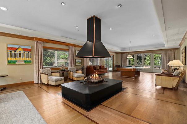 Billiard Table, Game Room, Interior, Living room, Pendant Lights, Recessed Lighting, Wood Texture Flooring