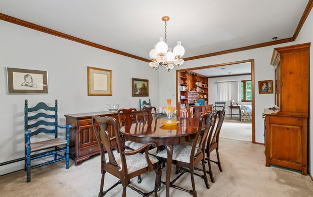 Chandelier, Dining room, Interior