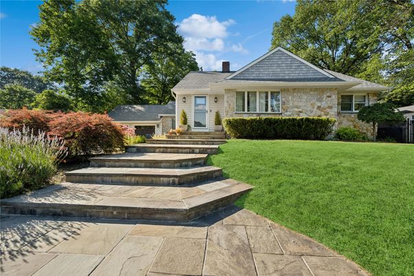 Backyard, Exterior, Facade, Ranch