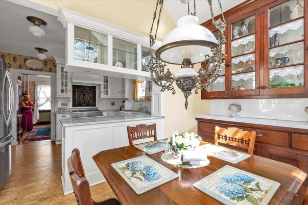 Chandelier, Dining room, Interior, Kitchen, Wood Texture Flooring