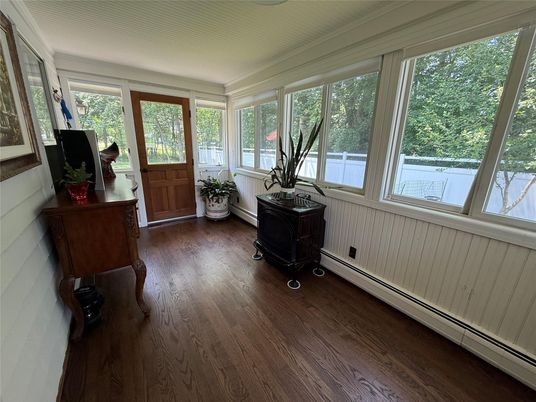 Interior, Sun Room, Wood Texture Flooring