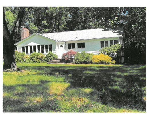Backyard, Exterior, Facade, Ranch