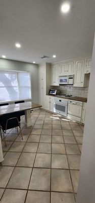 Dining room, Interior, Kitchen, Recessed Lighting