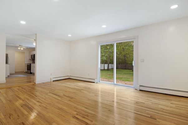 Empty room, Interior, Recessed Lighting, Wood Texture Flooring