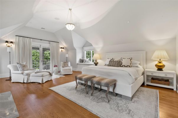 Bedroom, Interior, Pendant Lights, Wood Texture Flooring