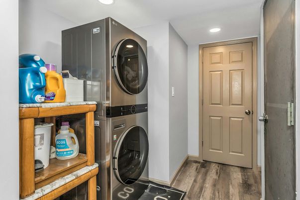 Interior, Recessed Lighting, Utility Closets, Washer, Wood Texture Flooring
