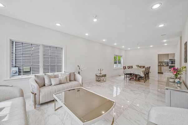 Dining room, Interior, Living room, Marble, Recessed Lighting