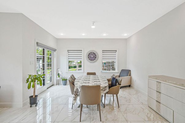 Dining room, Interior, Marble, Recessed Lighting