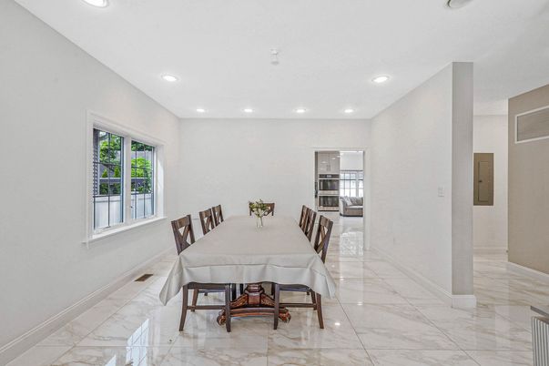 Dining room, Interior, Marble, Recessed Lighting