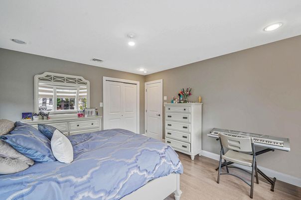 Bedroom, Interior, Recessed Lighting, Wood Texture Flooring