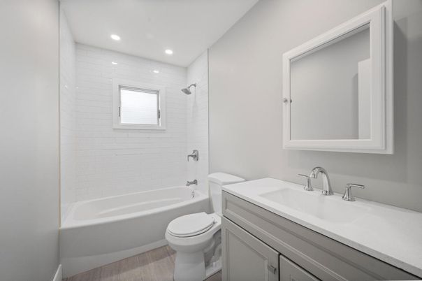 Bathroom, Interior, Recessed Lighting, Wood Texture Flooring
