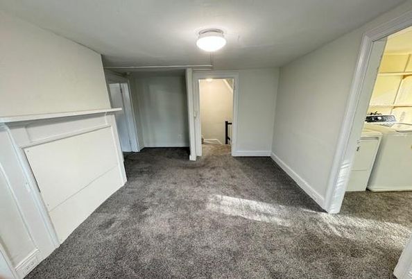 Empty room, Interior, Washer