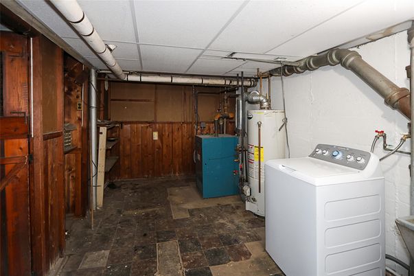 Interior, Washer