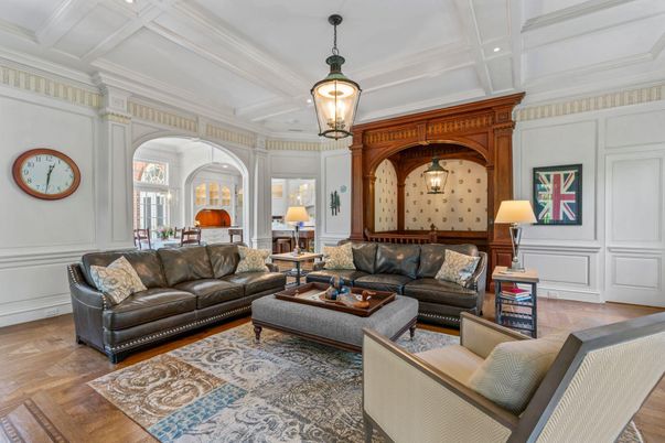 Interior, Living room, Pendant Lights, Recessed Lighting, Wood Texture Flooring