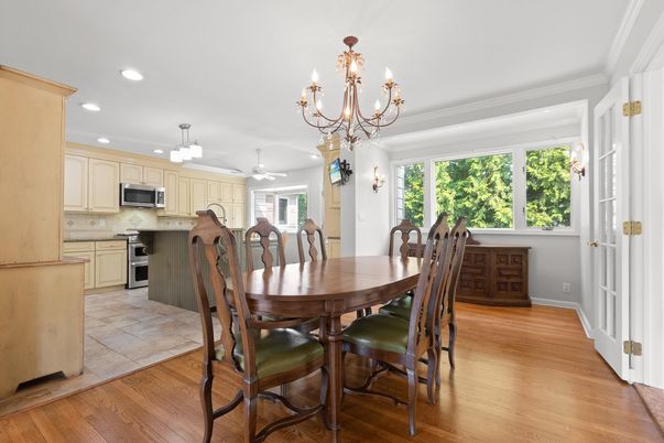 Chandelier, Dining room, Interior, Kitchen, Recessed Lighting, Wood Texture Flooring
