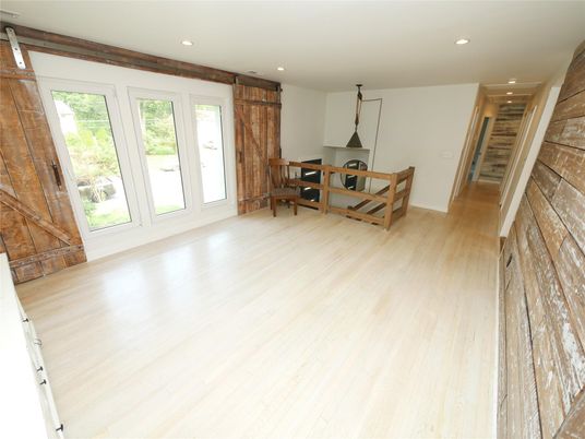 Empty room, Interior, Pendant Lights, Recessed Lighting, Wood Texture Flooring