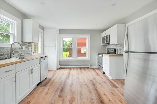 Interior, Kitchen, Recessed Lighting, Wood Texture Flooring