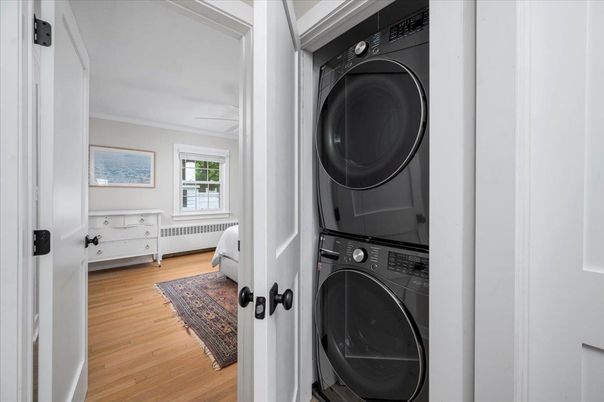 Interior, Utility Closets, Washer, Wood Texture Flooring