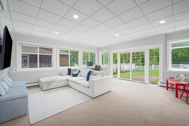 Interior, Living room, Recessed Lighting, Sun Room