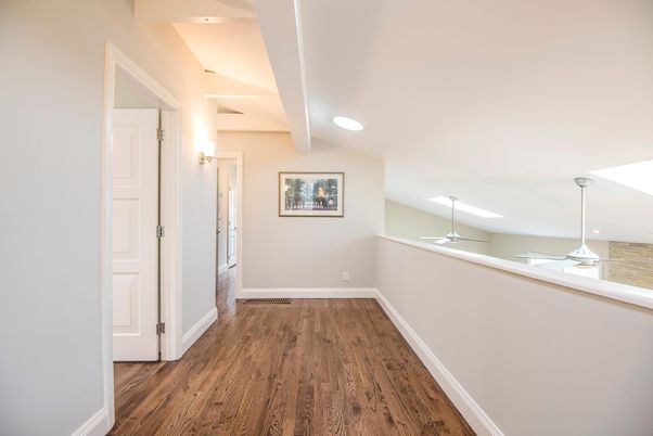 Interior, Pendant Lights, Recessed Lighting, Wood Texture Flooring