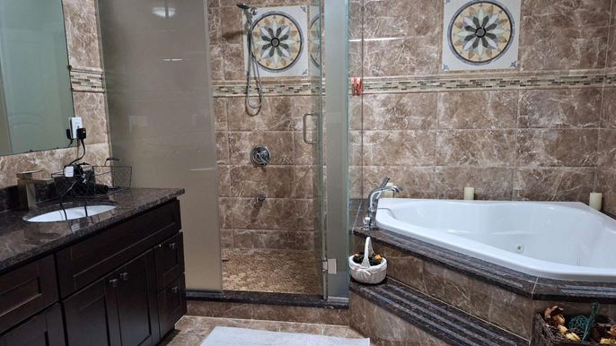Bathroom, Glass Shower, Interior