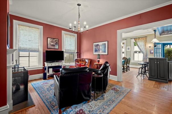 Chandelier, Dining room, Interior, Living room, Pendant Lights, Wood Texture Flooring