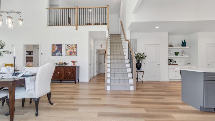 Interior, Recessed Lighting, Wood Texture Flooring