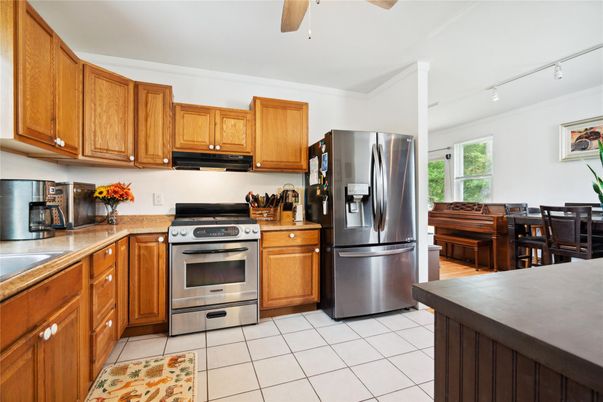 Interior, Kitchen, Stainless Steel Appliances