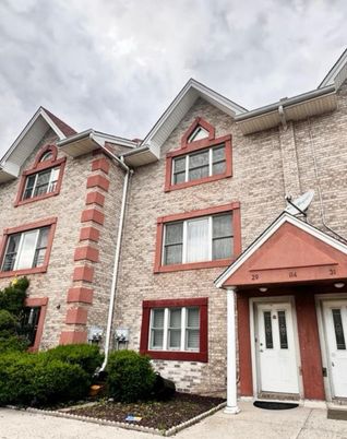 Exterior, Facade, Brick Facade, Rowhouse