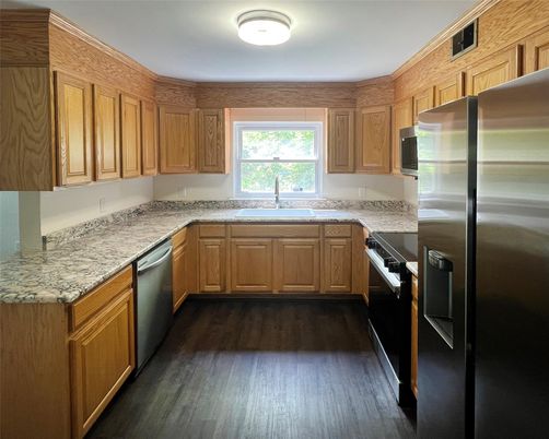 Interior, Kitchen, Stainless Steel Appliances, Wood Texture Flooring