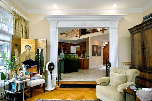 Interior, Recessed Lighting, Wood Texture Flooring
