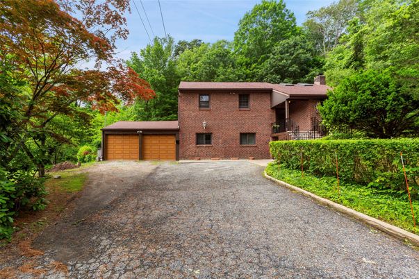 Backyard, Detached Garage, Exterior