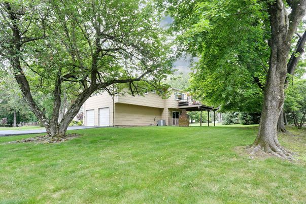 Backyard, Detached Garage, Exterior