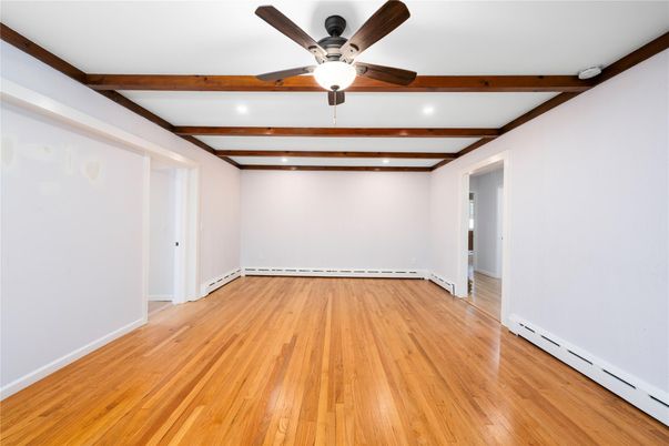 Empty room, Interior, Recessed Lighting, Wooden Beams, Wood Texture Flooring
