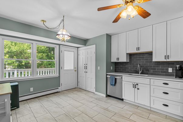 Interior, Kitchen, Pendant Lights