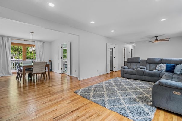 Dining room, Interior, Living room, Recessed Lighting, Wood Texture Flooring