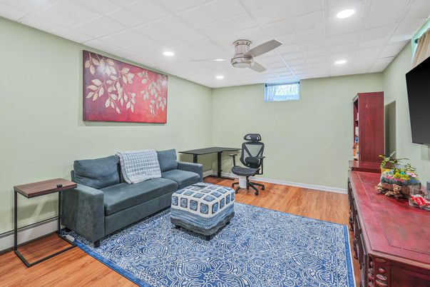 Home Office, Interior, Recessed Lighting, Wood Texture Flooring