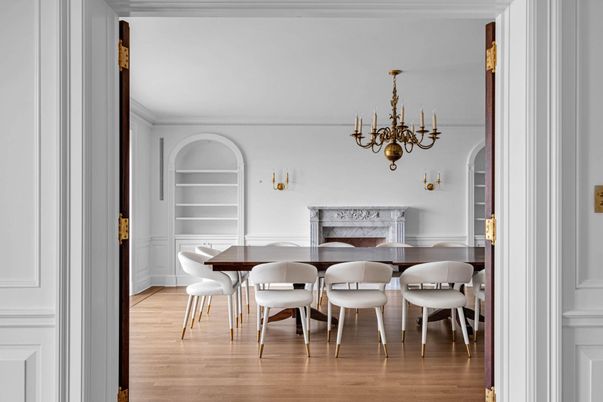 Chandelier, Dining room, Fireplace, Interior, Piano, Wood Texture Flooring