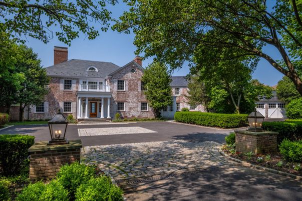 Exterior, Facade, Brick Facade, French Provincial