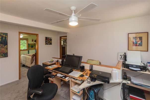 Home Office, Interior