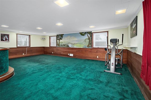 Fitness Equipment, Interior, Recessed Lighting