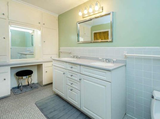 Bathroom, Dual Sink Vanities, Interior, Wood Texture Flooring