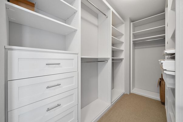 Interior, Walk-in Closets