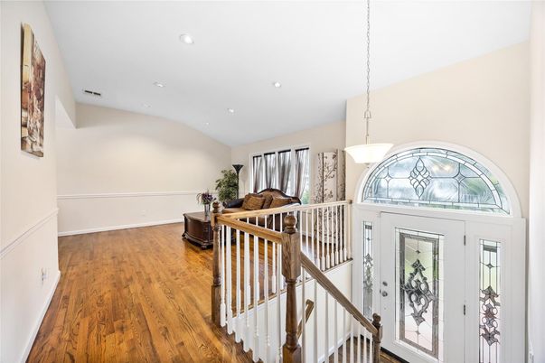 Interior, Pendant Lights, Recessed Lighting, Wood Texture Flooring