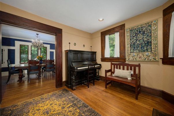 Chandelier, Dining room, Interior, Piano, Recessed Lighting, Wood Texture Flooring