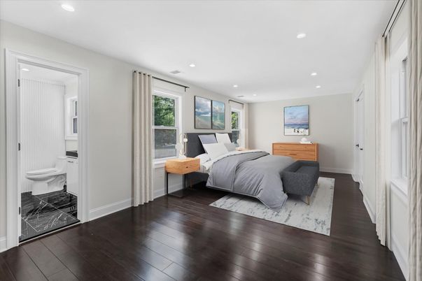Bathroom, Bedroom, Interior, Recessed Lighting, Wood Texture Flooring