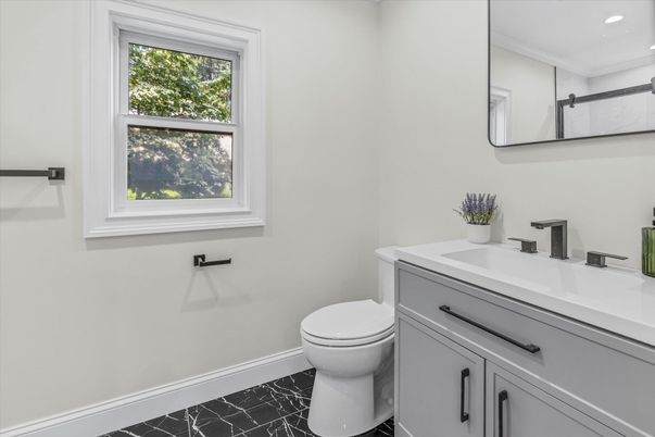 Bathroom, Interior, Recessed Lighting