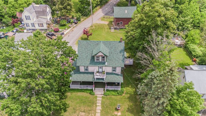 Exterior, Drone