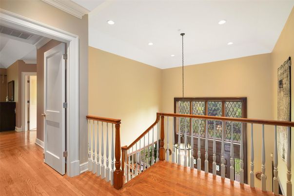 Interior, Pendant Lights, Recessed Lighting, Wood Texture Flooring