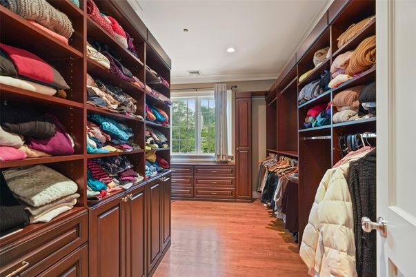 Interior, Recessed Lighting, Walk-in Closets, Wood Texture Flooring